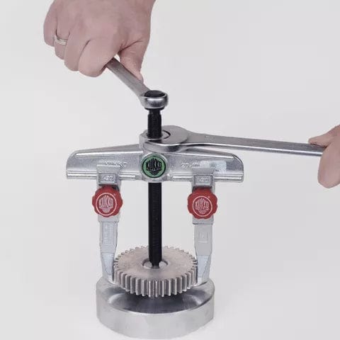 Kukko 20-20+ Universal 2-Jaw Puller With Narrow Quick Adjusting Jaws 1 5/8 - 7 7/8inch (40 - 200mm) - Image 6