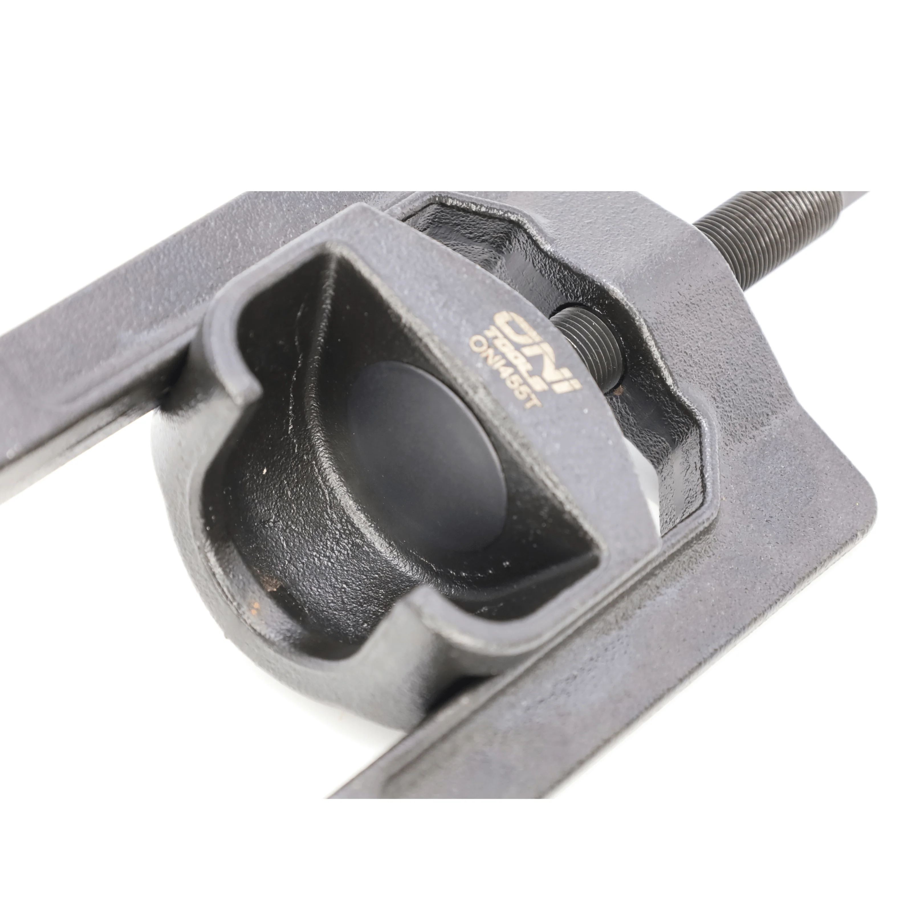 Universal Intermediate U Joint Puller Tool for Drivelines with 1.25" to 1.7" Bearing Cups - Image 4